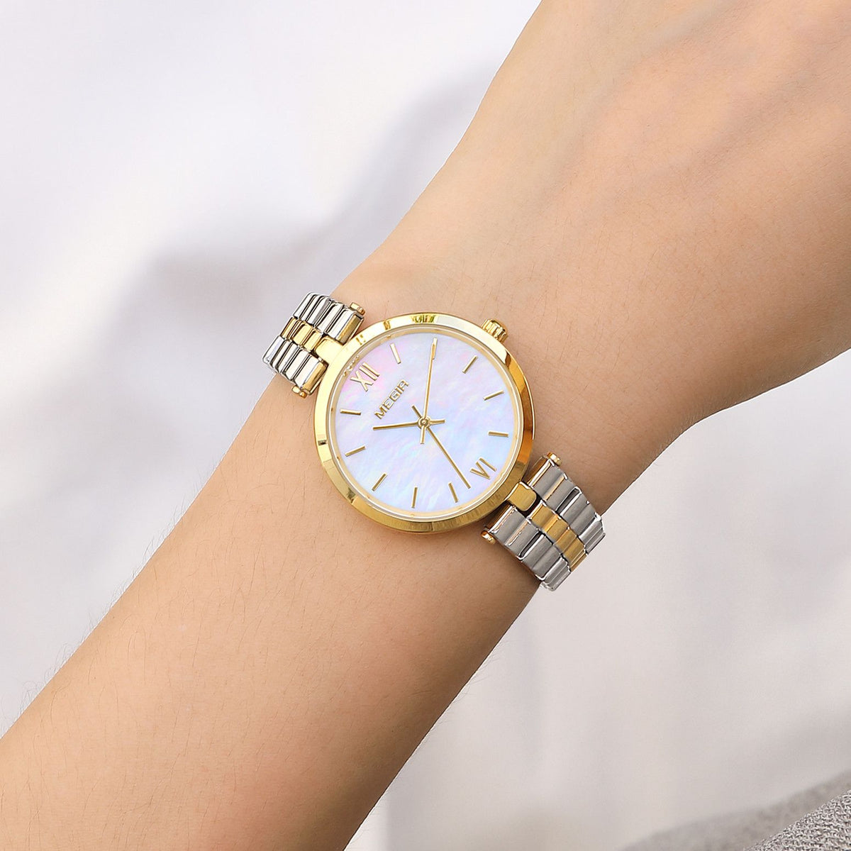 MEGIR Ladies Bracelet Watches Fashion Luxury Women&